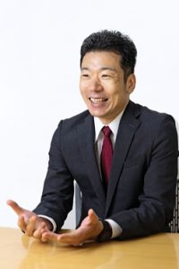 高畑 健二 先生