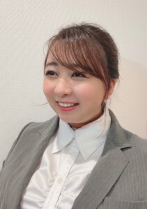青本 吏央 先生